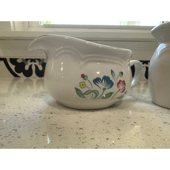 Vintage Hearthside Floral Expressions Stoneware Gravy Boat and Creamer - Picture 4 of 5